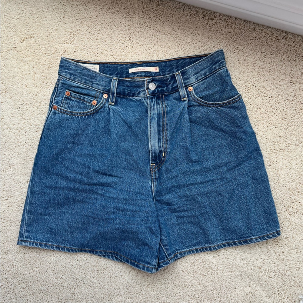 Levi’s Premium Ribcage Shorts